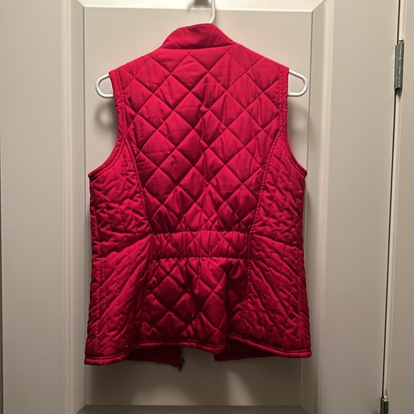 Vests - Picture 6 of 10